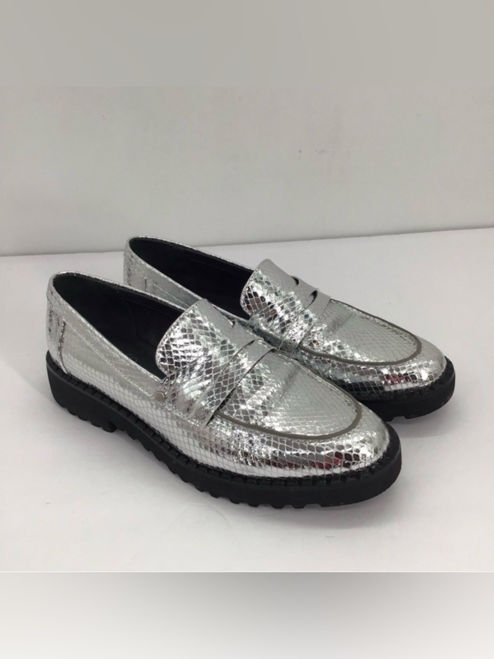 Franco Sarto Cassandra Platform Penny Loafer Snake Embossed Silver Size 7.5